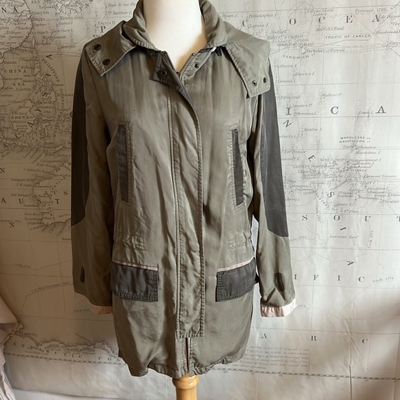 Jacket - Picture 4 of 5